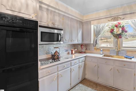 103 Forest Drive Easley SC 29642