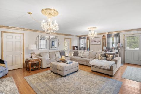 103 Forest Drive Easley SC 29642