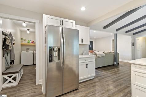 6 N Oak Forest Drive Greenville SC 29617