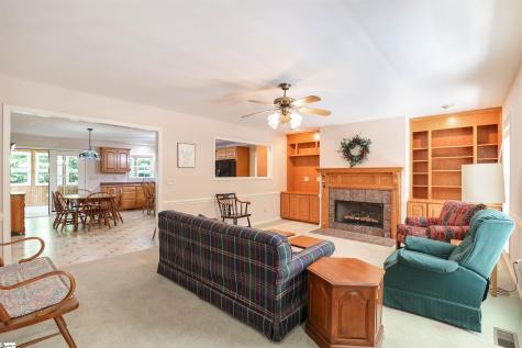 201 Holly Drive Easley SC 29640