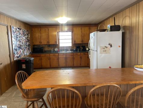 2024 Scurry Island Road Chappells SC 29037