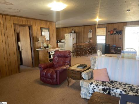 2024 Scurry Island Road Chappells SC 29037