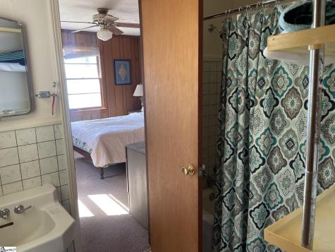 2024 Scurry Island Road Chappells SC 29037