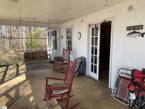 2024 Scurry Island Road Chappells SC 29037