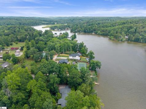124 Quiet Lane Easley SC 29640
