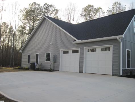 204 Deer Trot Avenue Belton SC 29627