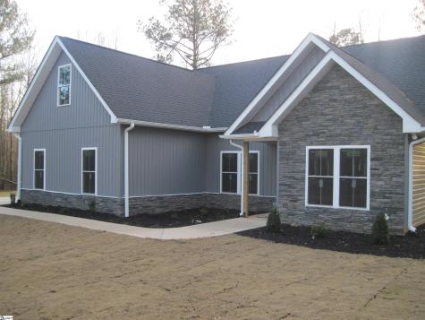 204 Deer Trot Avenue Belton SC 29627