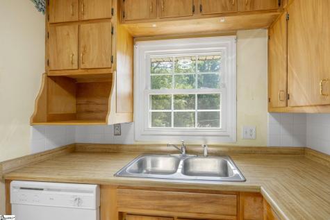 110 Earl Street Pickens SC 29671
