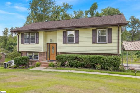 110 Earl Street Pickens SC 29671