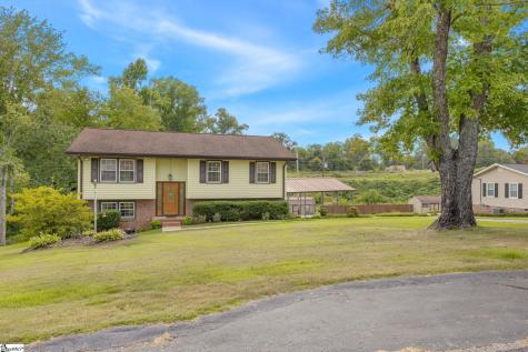 110 Earl Street Pickens SC 29671