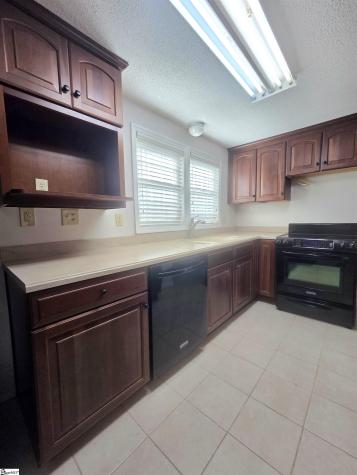 2817 Anderson Road Greenville SC 29611