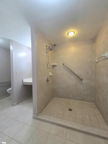 2817 Anderson Road Greenville SC 29611