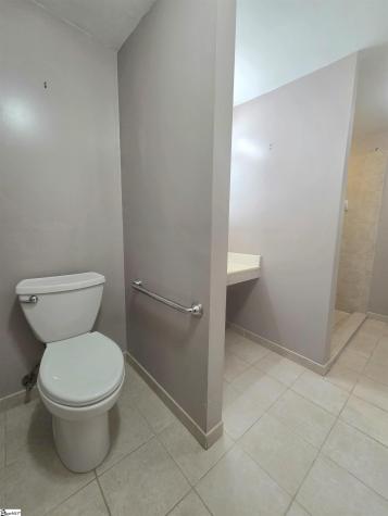 2817 Anderson Road Greenville SC 29611