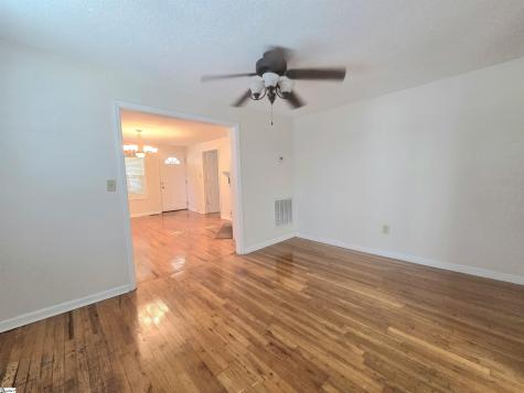 2817 Anderson Road Greenville SC 29611