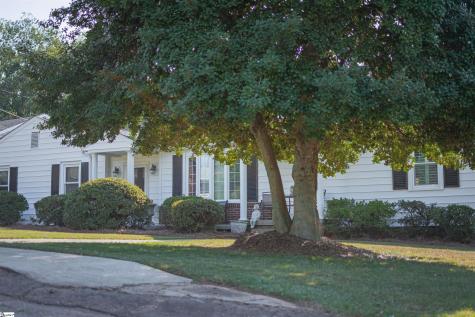 400 Wedgewood Drive Greenville SC 29609