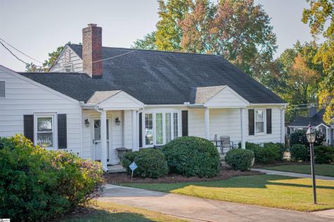 400 Wedgewood Drive Greenville SC 29609