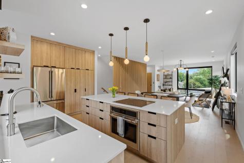 107 E Stone Avenue Greenville SC 29609