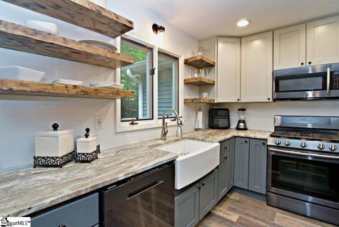 1279 Coneross Point Drive Seneca SC 29678