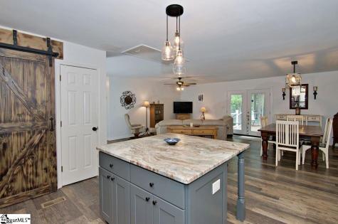 1279 Coneross Point Drive Seneca SC 29678