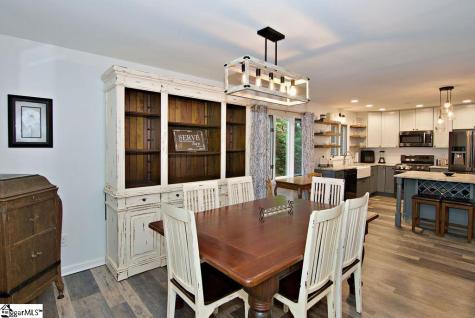 1279 Coneross Point Drive Seneca SC 29678