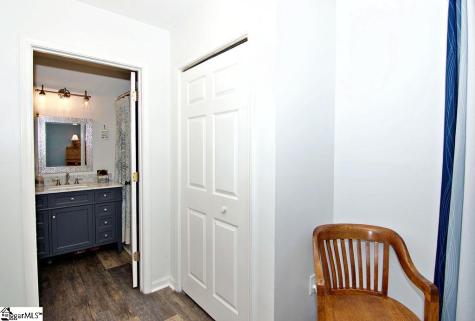 1279 Coneross Point Drive Seneca SC 29678