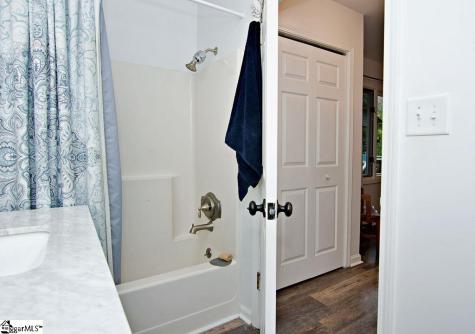 1279 Coneross Point Drive Seneca SC 29678