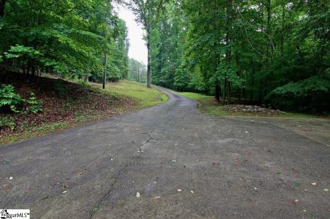 1279 Coneross Point Drive Seneca SC 29678