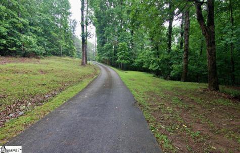 1279 Coneross Point Drive Seneca SC 29678