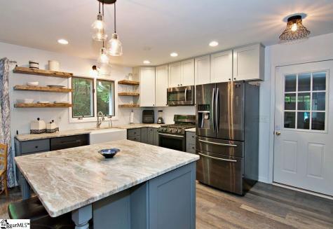 1279 Coneross Point Drive Seneca SC 29678