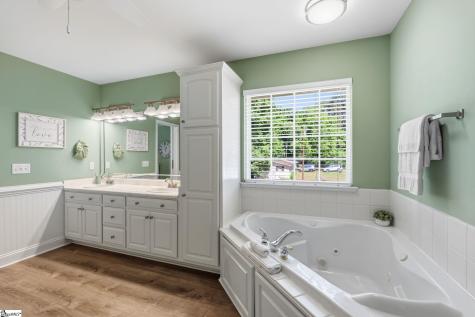 519 Island Point Road Starr SC 29684