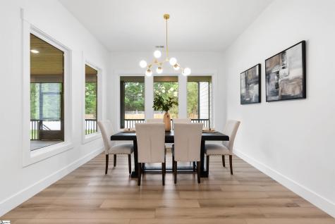 757 New South Court Wellford SC 29385