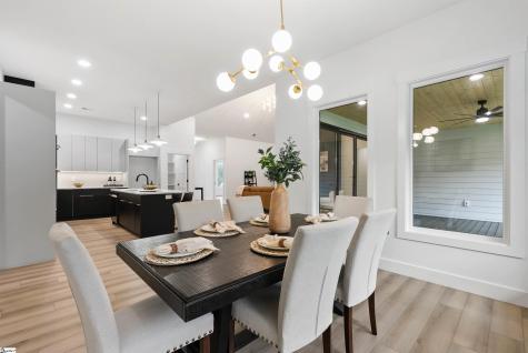 757 New South Court Wellford SC 29385