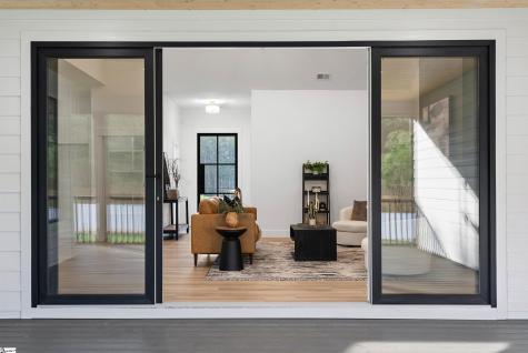 757 New South Court Wellford SC 29385