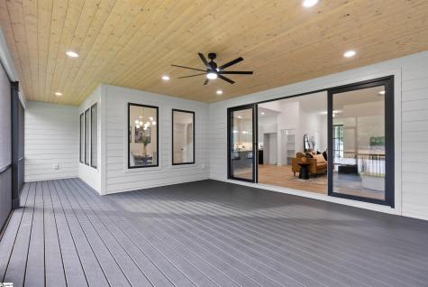 757 New South Court Wellford SC 29385