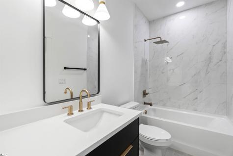 757 New South Court Wellford SC 29385