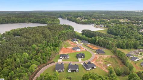 757 New South Court Wellford SC 29385