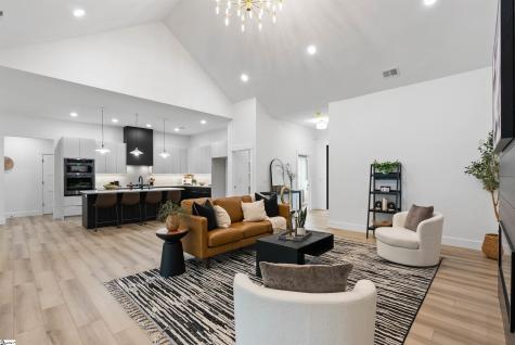 757 New South Court Wellford SC 29385