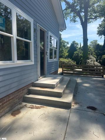 189 Converse Circle Spartanburg SC 29302