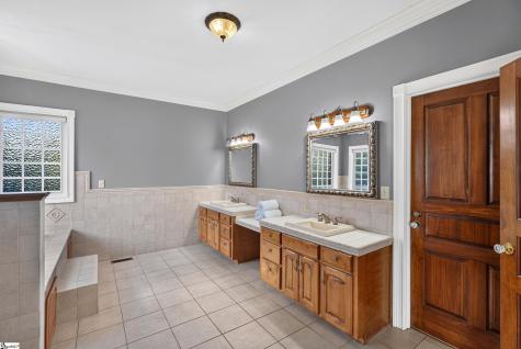 1823 Gowdeysville Road Gaffney SC 29340