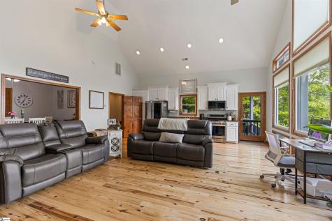 14 Woodbine Drive Cleveland SC 29635