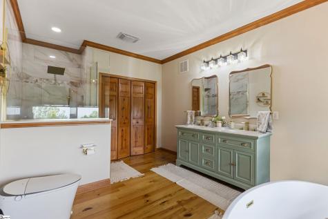 14 Woodbine Drive Cleveland SC 29635