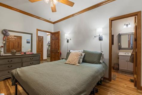 14 Woodbine Drive Cleveland SC 29635