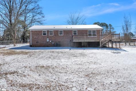 136 Crestview Drive Cowpens SC 29330