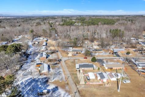 136 Crestview Drive Cowpens SC 29330