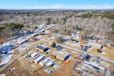 136 Crestview Drive Cowpens SC 29330