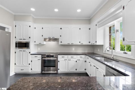 307 S Broad Street Clinton SC 29325