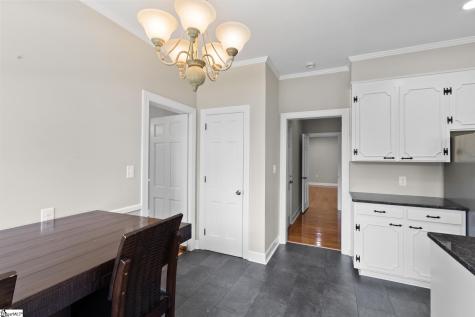 307 S Broad Street Clinton SC 29325