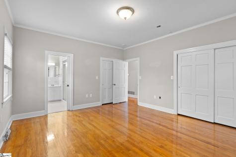 307 S Broad Street Clinton SC 29325