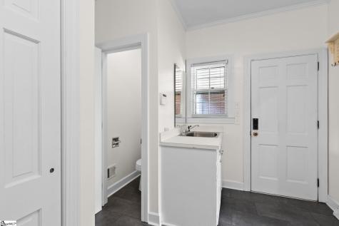 307 S Broad Street Clinton SC 29325