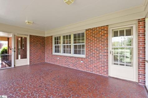 307 S Broad Street Clinton SC 29325